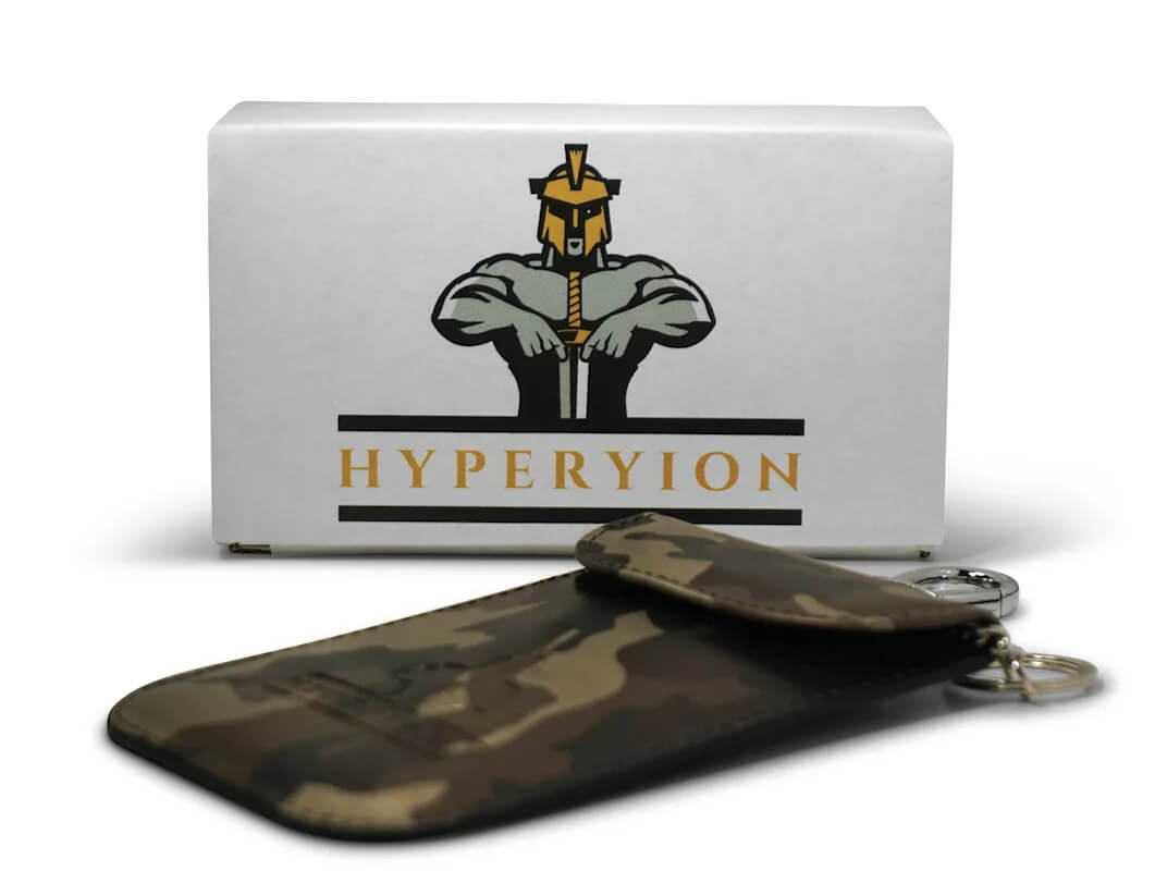 2 Titan Series RFID SIgnal Blocker Cases + 2 FREE